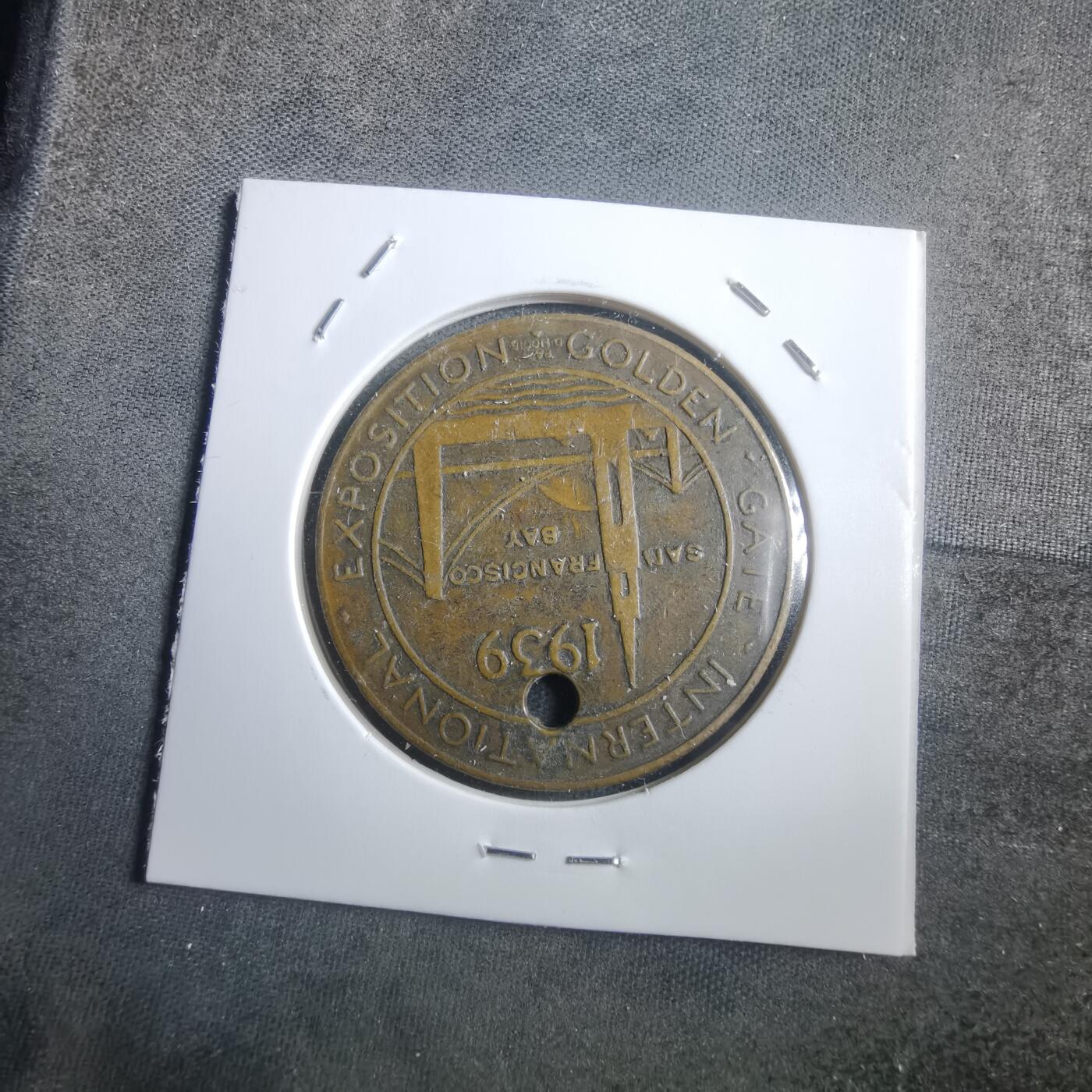 沼泽如烟--第907场 美国193 9年海湾大桥建成纪念章一牧原作挂件