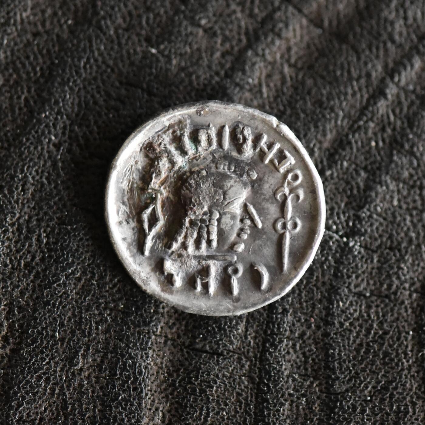 【良泉】第41期【自动场】11月27日晚19.30点开拍！86组，西方古代钱币专场 公元100-120年【南阿拉伯半岛】萨巴和希木叶尔王国，阿姆丹王，1标准银币，1.4克