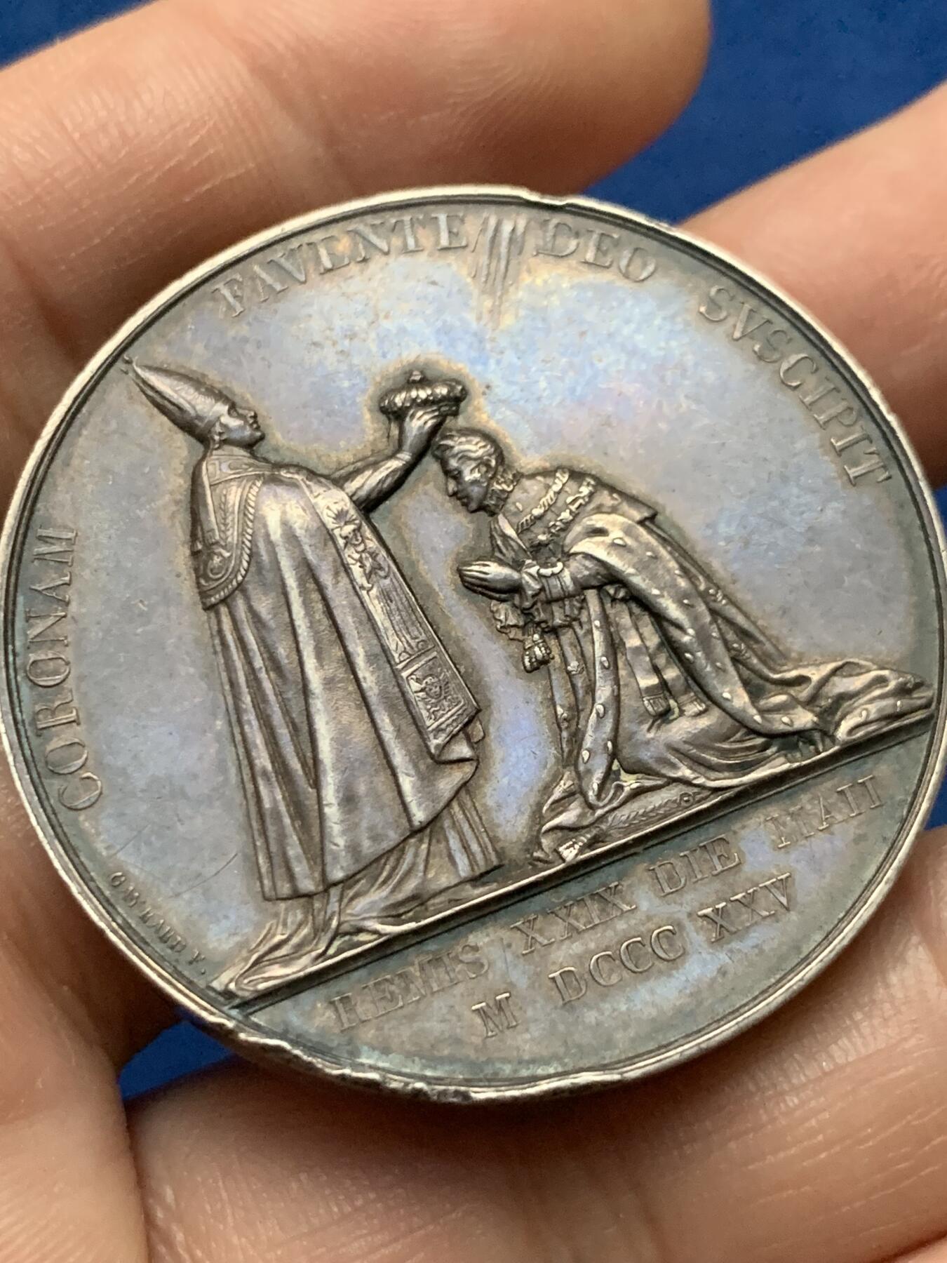 《竞宝斋》第440场 周日，周一，周二 3场连拍 （全场包邮） 法国1825年大主教在兰斯为查理十世加冕纪念银章，37.52g，41.1mm，早期无边铭