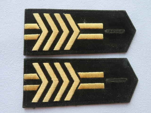 23--94年43厂4号陆四级军士长一付