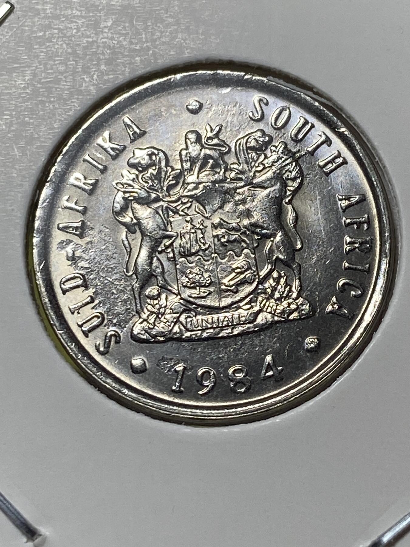 2025年第一百三十场(总第一百五十六场）外国好品纸夹散币场(免佣金) 好品–南非🇿🇦1984年5分(独立后第七套流通硬币)