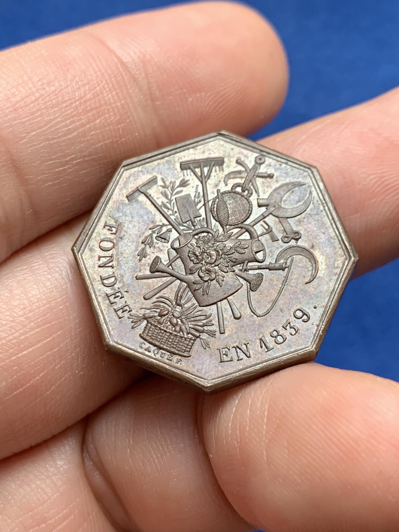 《竞宝斋》第440场 周日，周一，周二 3场连拍 （全场包邮） 法国八角铜质代币，奥尔良园艺协会，10.47g，25.5mm，手指边铭