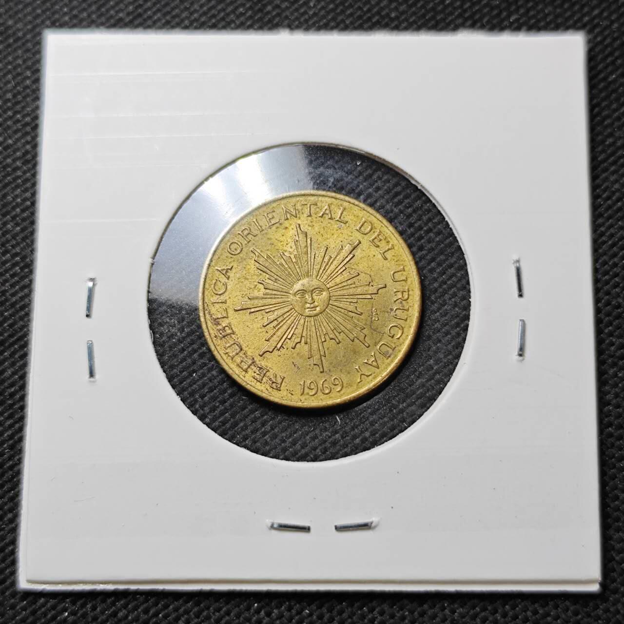 KK钱币收藏小铺  第373场  2月预留时间 周末发货  乌拉圭5比索铜币