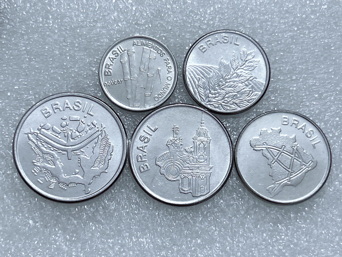 第一海外回流一元起拍收藏 散集专场  第269期 巴西80年代不锈钢币5枚套