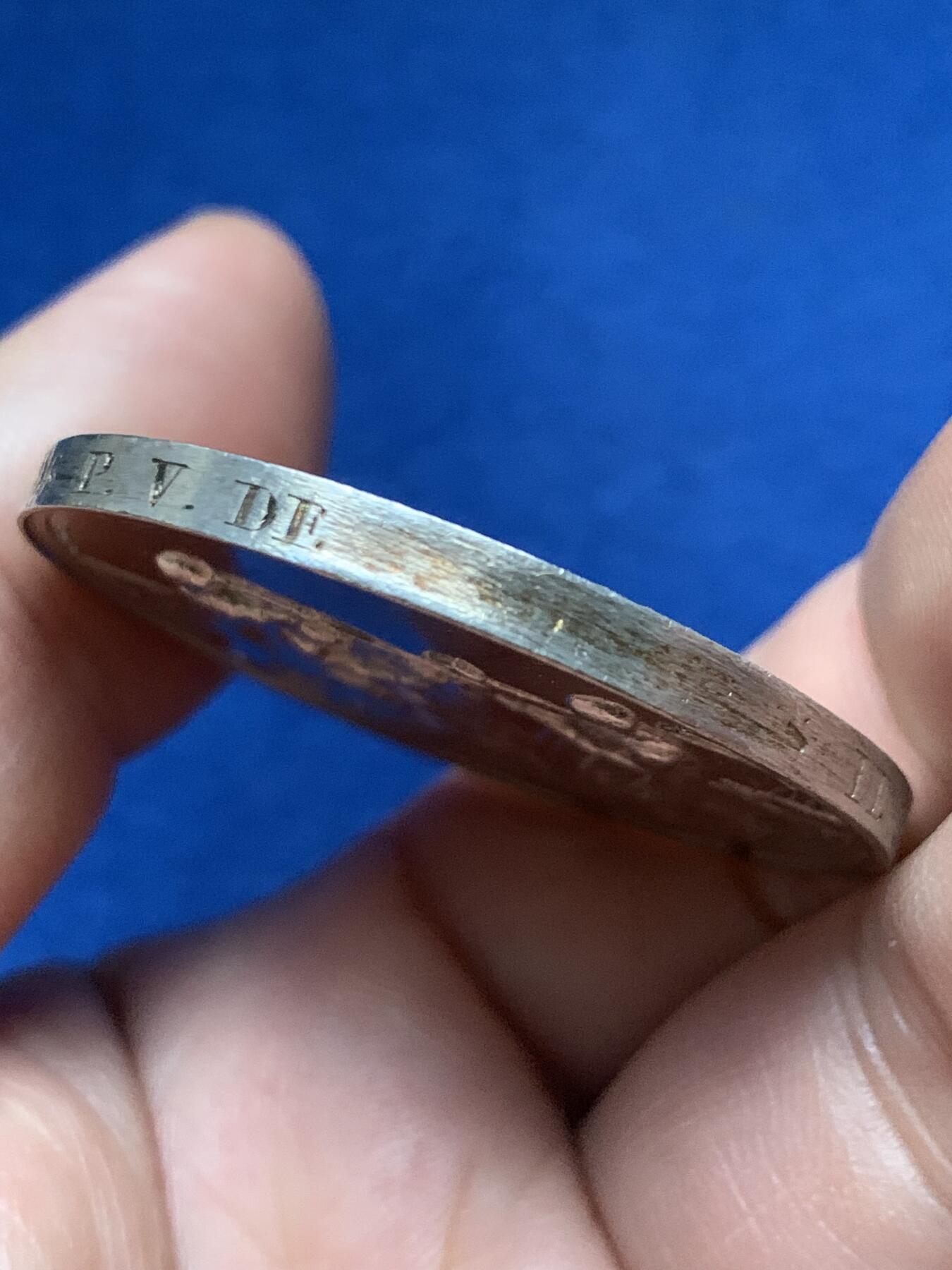 《竞宝斋》第440场 周日，周一，周二 3场连拍 （全场包邮） 法国婚姻与爱情纪念银章，31g，41.2mm，边铭看不清