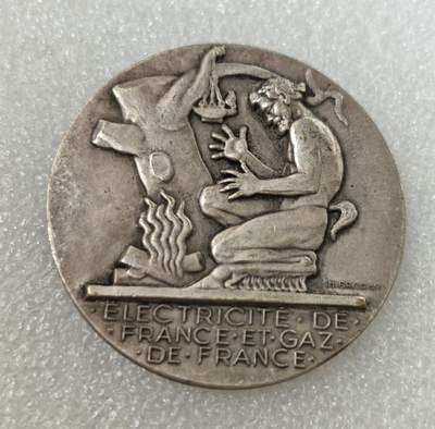 瓶子🏺第217期拍卖会 -  20世纪早期法国电力公司荣誉员工镀银纪念铜章  正面是潘神起火  背面事法国电力网图案