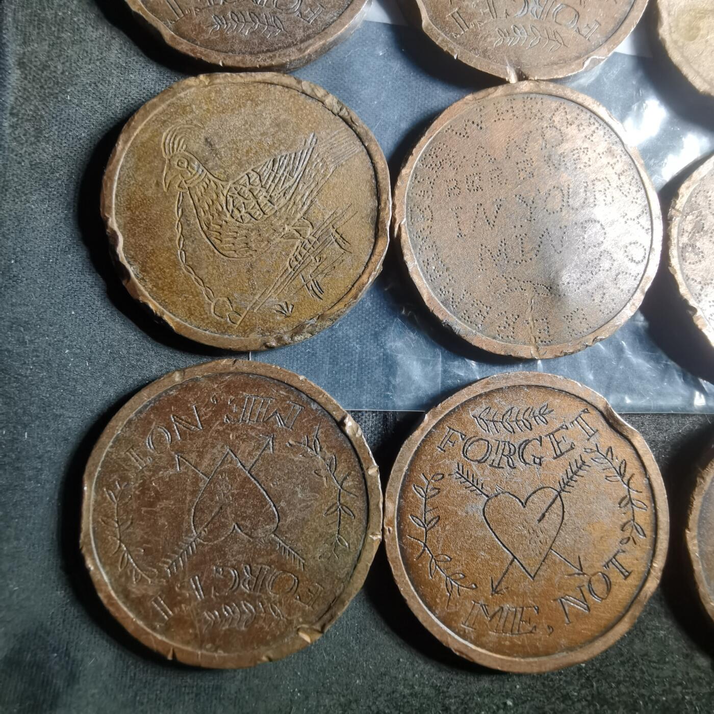 沼泽如烟--第907场 澳大意亚一元改刻9枚  品差如图