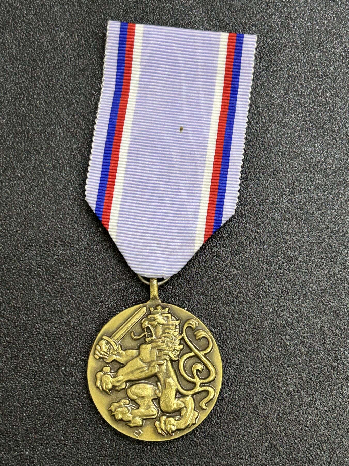 西秦中古拍卖第六十六期 捷克共和国 铜级武装力量服务奖章