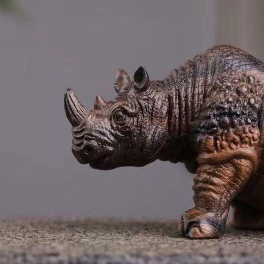 听雨轩（26） 惠安沉香木犀牛摆件 带香味 12cm