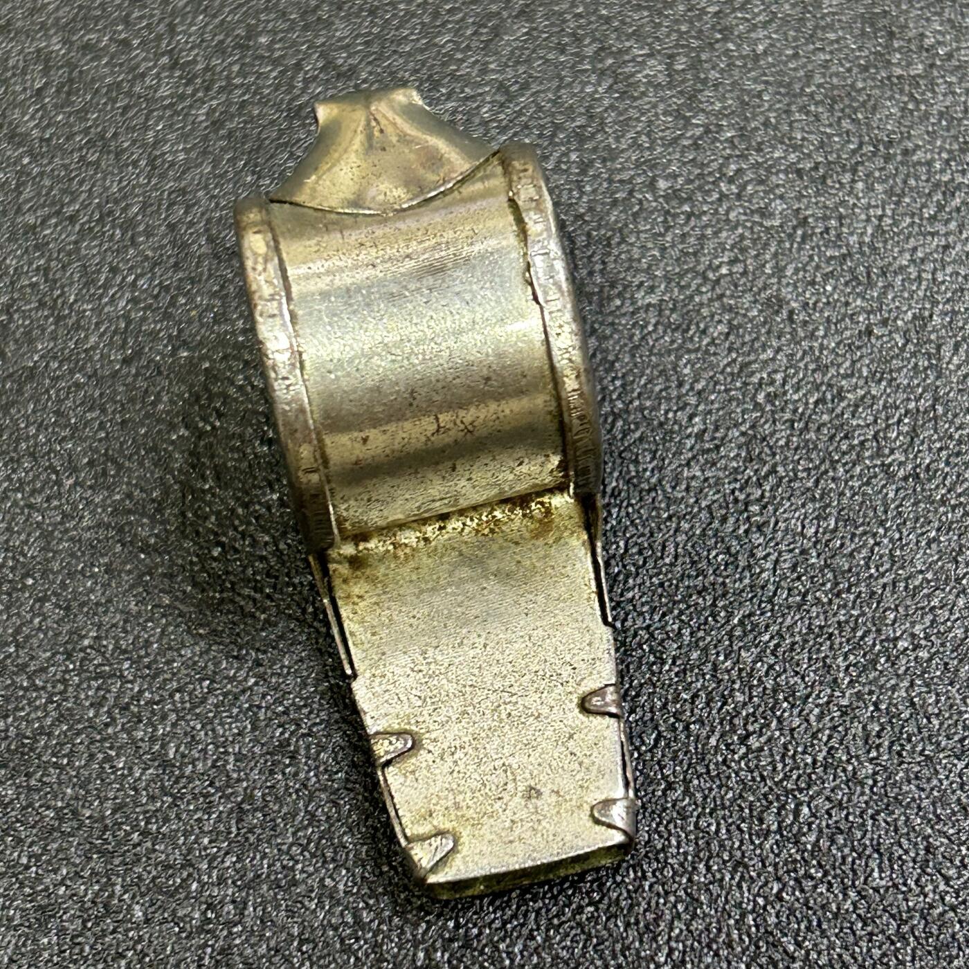 西秦中古拍卖第六十六期 早期中国口哨 有戳记