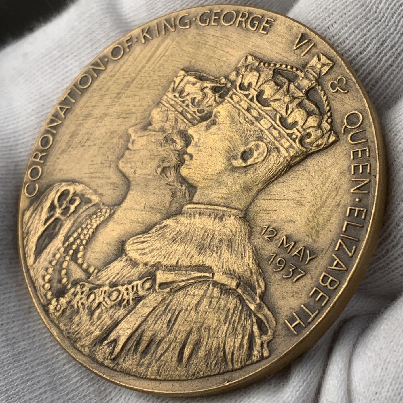 掌中浮雕-藏着的欧洲第042场 1937年英国乔治六世加冕纪念铜章，50mm，原盒
