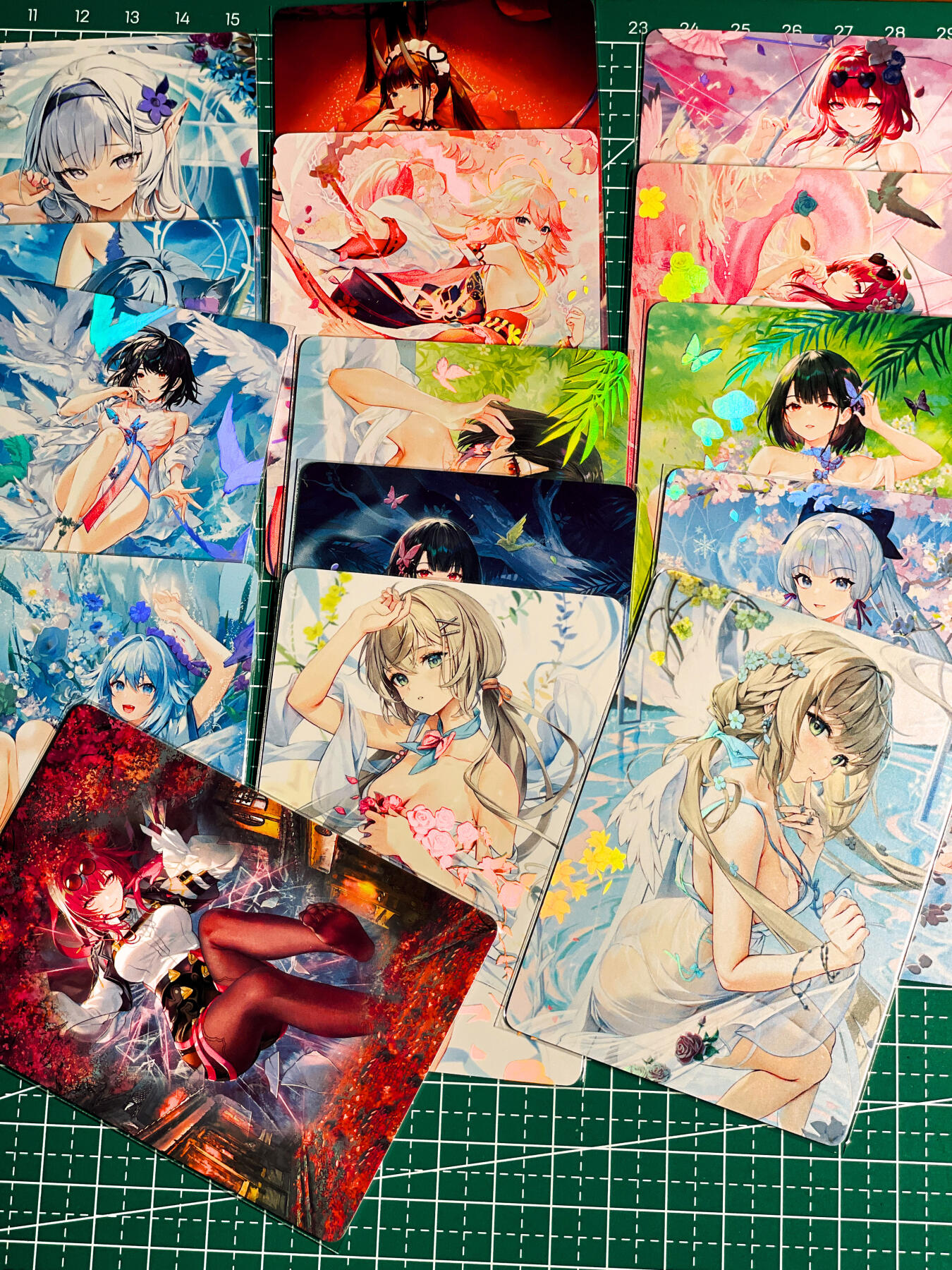 显眼宝36期 11月14日晚22:00截拍 佣金1起 可寄存～ 燎原卡牌 焱卡文化  动漫卡牌 一套  15张 彩闪工艺 超好看 63*88