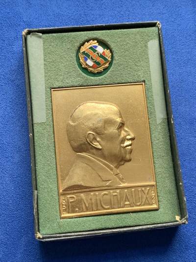 《竞宝斋》第440场 周日，周一，周二 3场连拍 （全场包邮） - 法国F.S.C.A.协会方形镀金大铜章 原盒 带协会徽章 尺寸61.2×45.8mm 重量85.4g