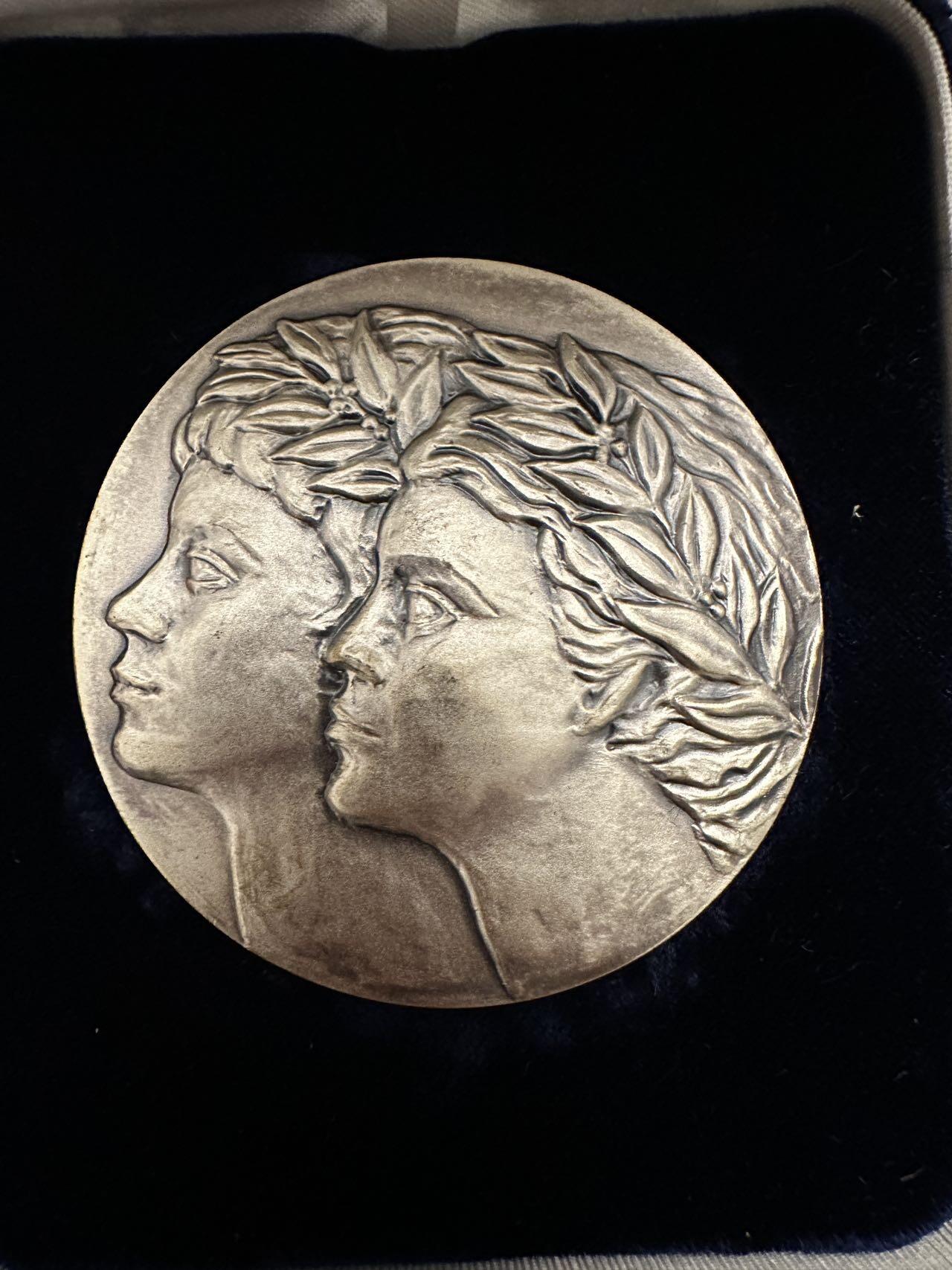 蒂克钱币-第48场日本章牌专场 日本 文部省 技能认定章 61mm 133g 绒布盒