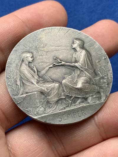 《竞宝斋》第440场 周日，周一，周二 3场连拍 （全场包邮） - 法国1922年结婚纪念银章 41.2mm 32.4g 罗蒂大师作品 永恒之恋 名章