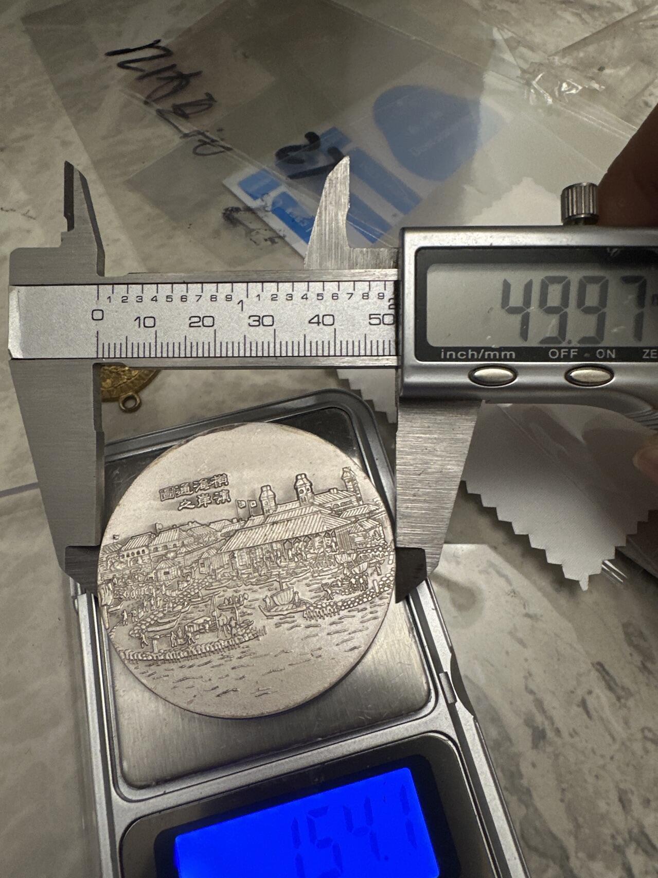 蒂克钱币-第48场日本章牌专场 日本横滨风景章 直径50mm 85g