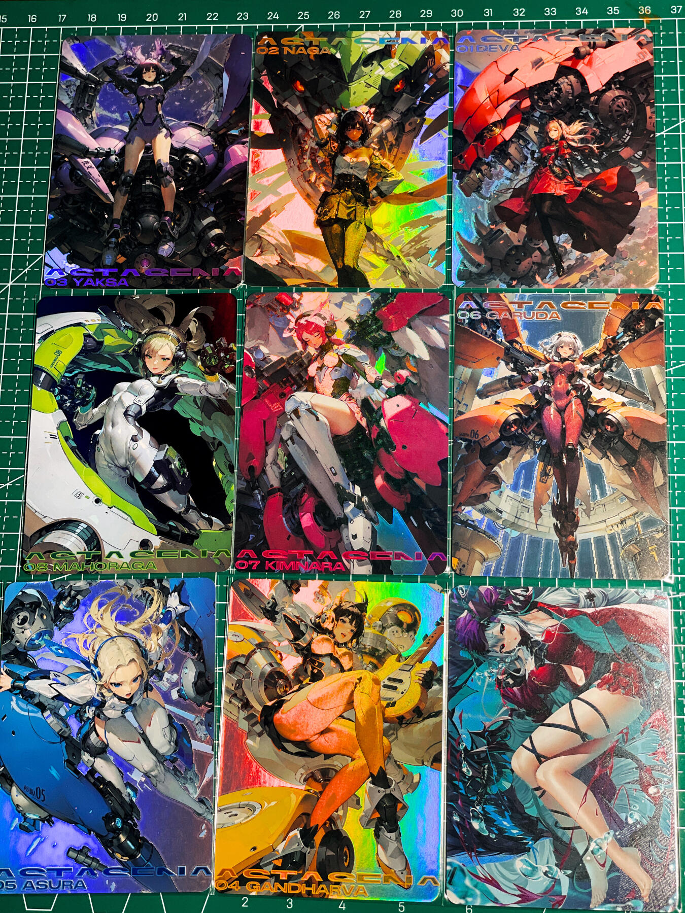 显眼宝36期 11月14日晚22:00截拍 佣金1起 可寄存～ 机械姬 9张一套 很帅气  彩闪工艺  63*88