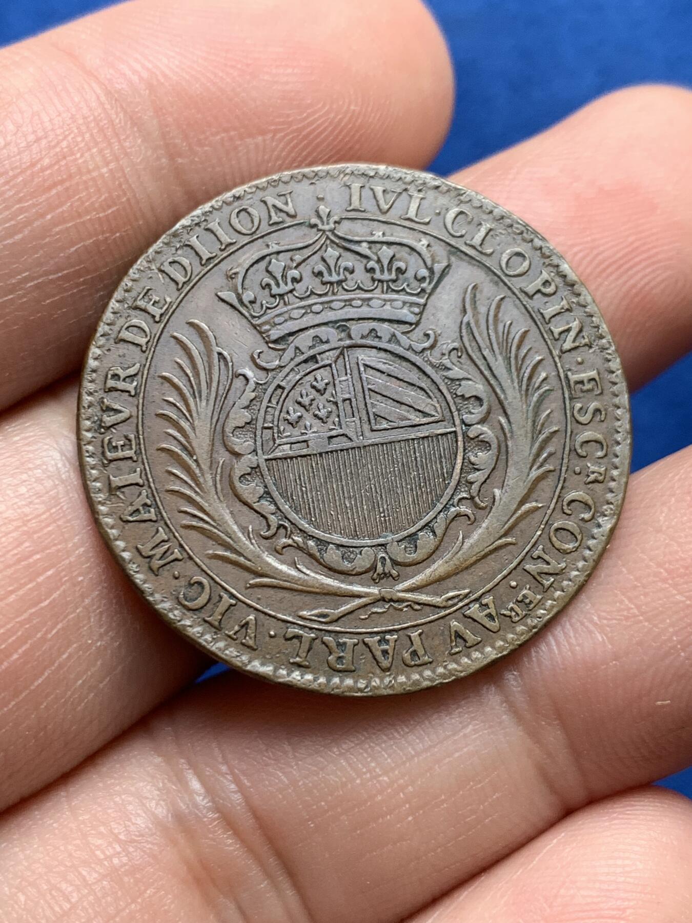 《竞宝斋》第440场 周日，周一，周二 3场连拍 （全场包邮） 法国第戎市长朱利安·克洛潘家族徽章铜质代币，8.91g，30.7mm