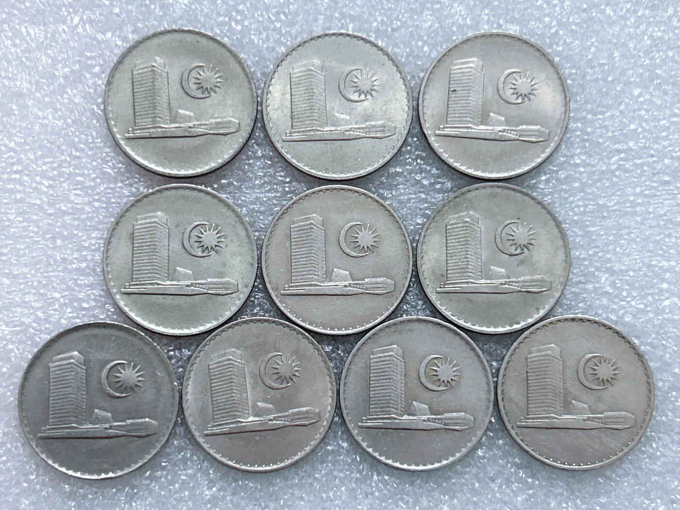 第一海外回流一元起拍收藏 散集专场  第269期 马来西亚大厦版20分硬币 10枚