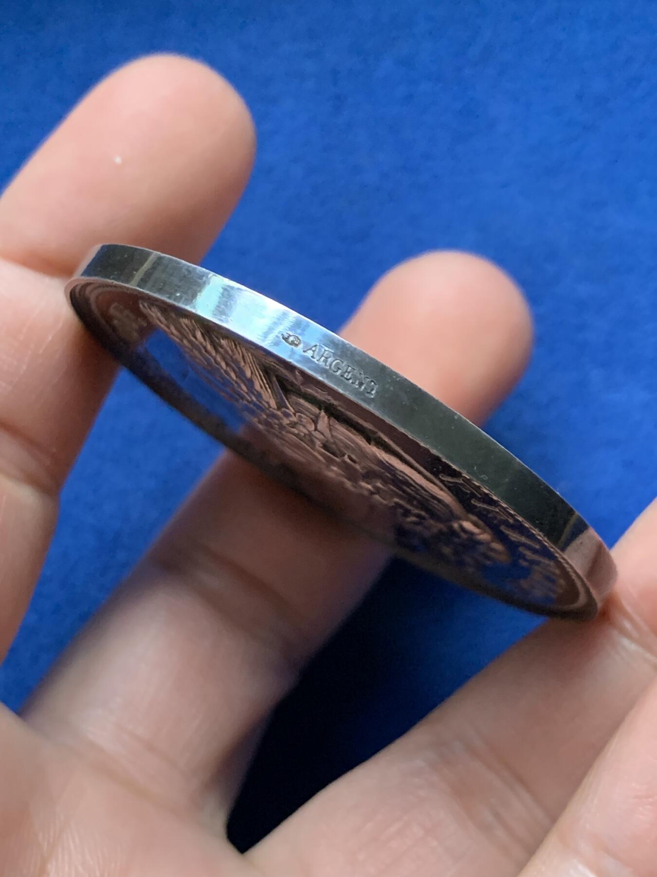 《竞宝斋》第440场 周日，周一，周二 3场连拍 （全场包邮） 法国玛丽安娜 查理曼高中绘画比赛银章，62.19g，50.8mm，丰饶角边铭