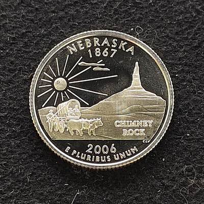 【全场包邮】纯粹捡漏拍479场（免费代拍第16场） - 美国2006年25分州币系列内布拉斯加州烟囱岩旁的拓荒者（24.3毫米6.25克）精制纪念银币