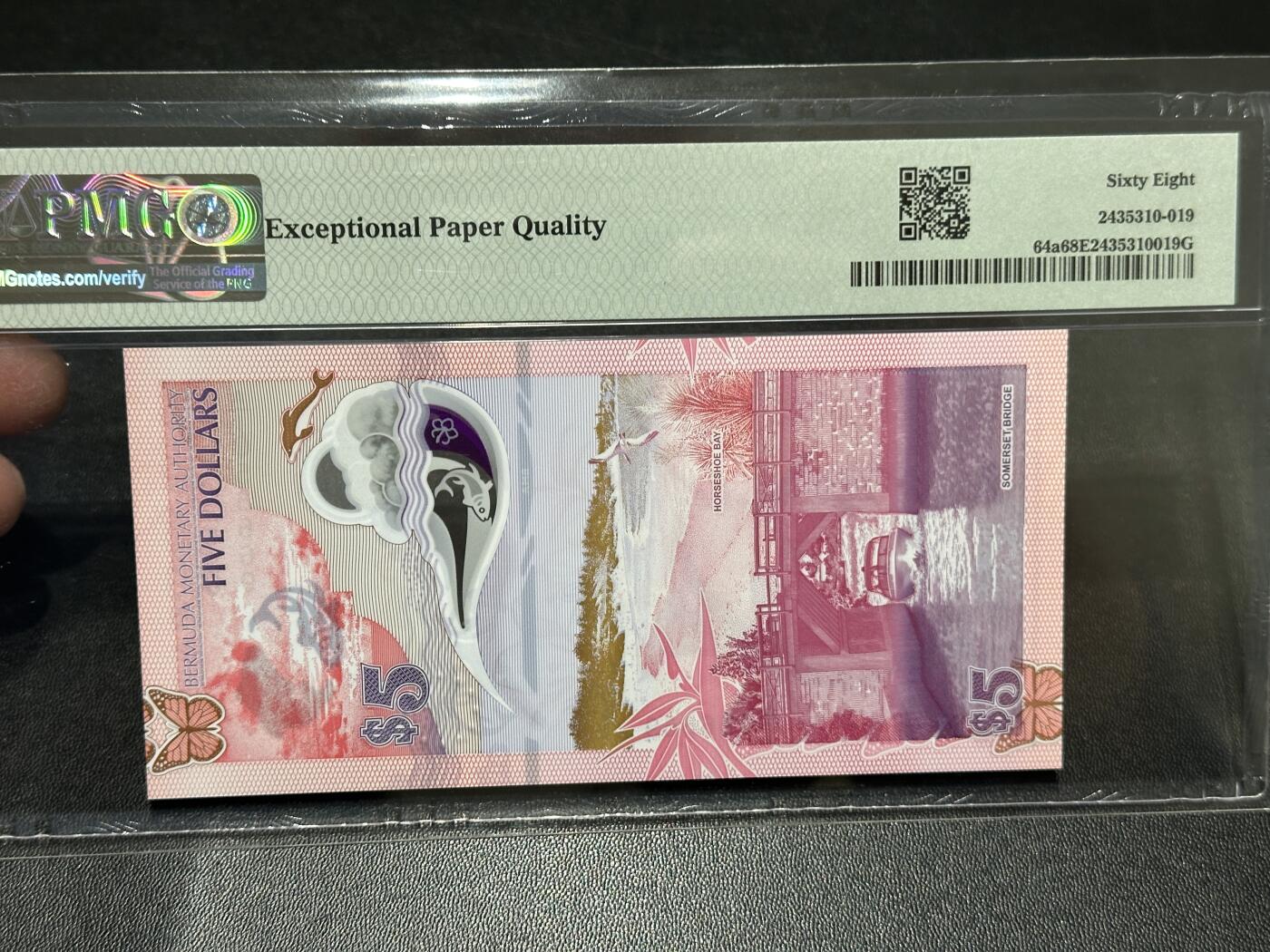 《外钞收藏家》第五百八十六期（品种丰富、精品多）（本平台长期征集拍品、欢迎藏友们联系合作） 2024年百慕大5元 A/1冠 无47 金马号 PMG68 获奖钞
