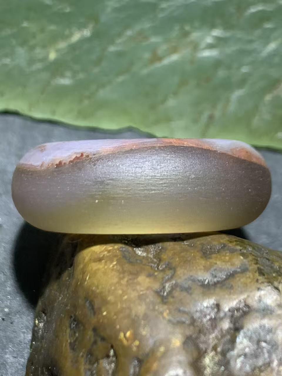 精美亚光高润度冻料朱砂点战国红玛瑙戒指一个