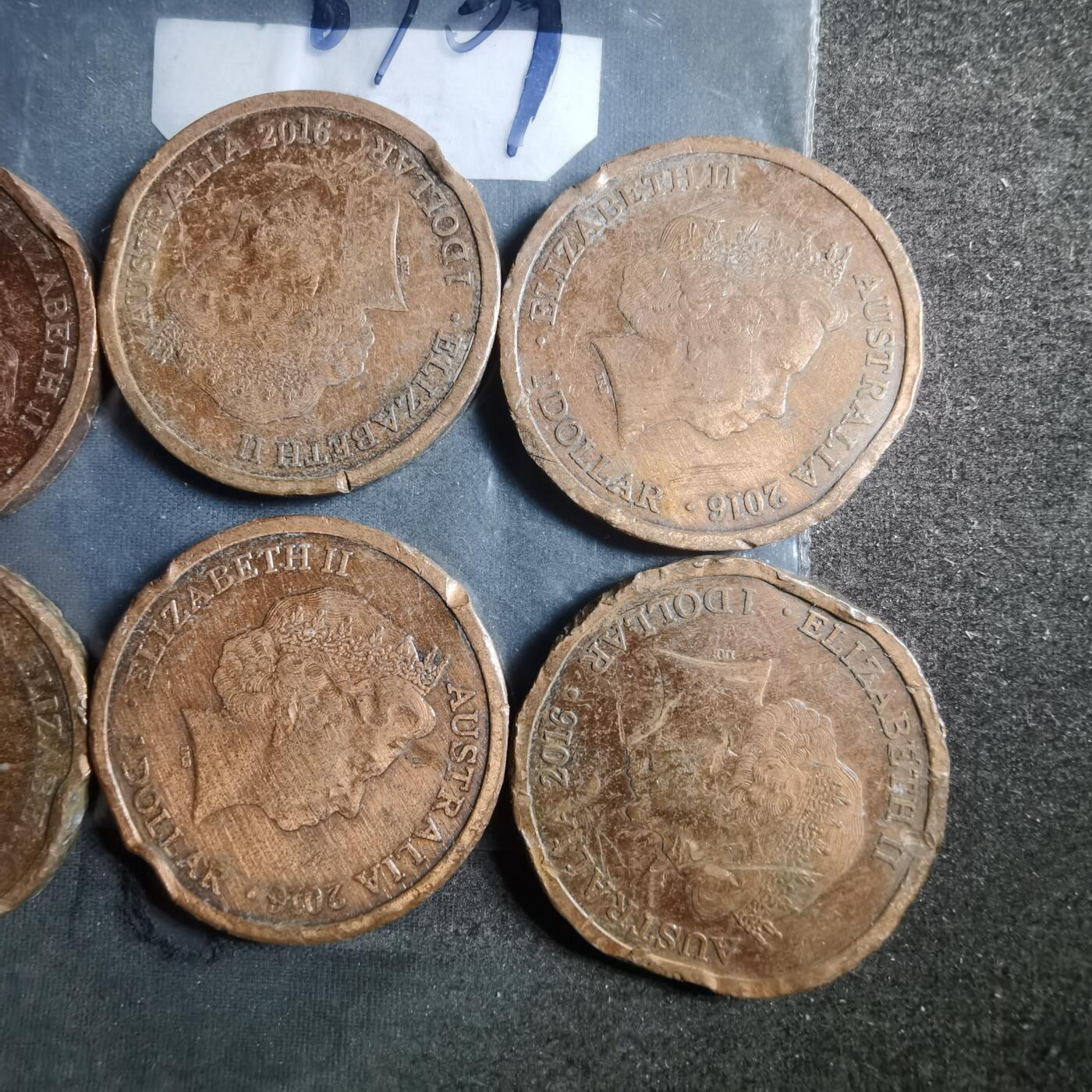 沼泽如烟--第907场 澳大利亚一元改刻 差品