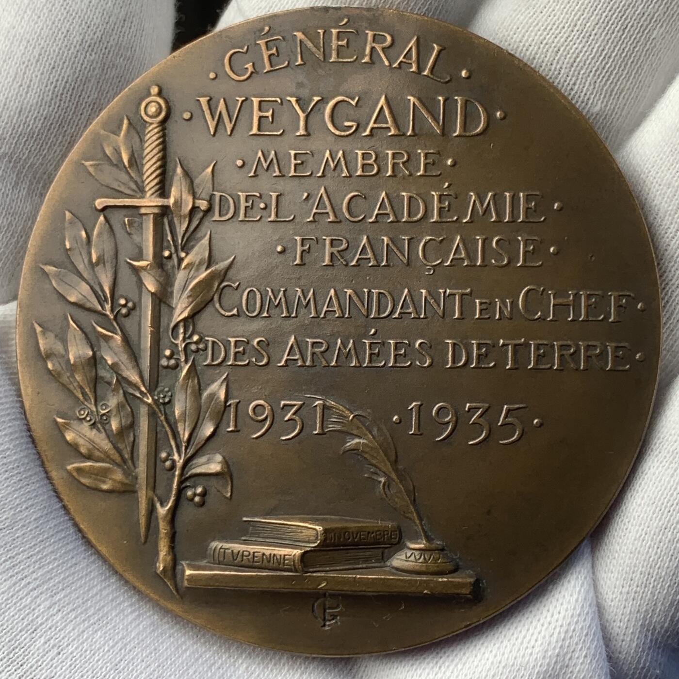 掌中浮雕-藏着的欧洲第042场 1935年法国陆军上将马克西姆·魏刚戎装纪念大铜章，68mm，134g