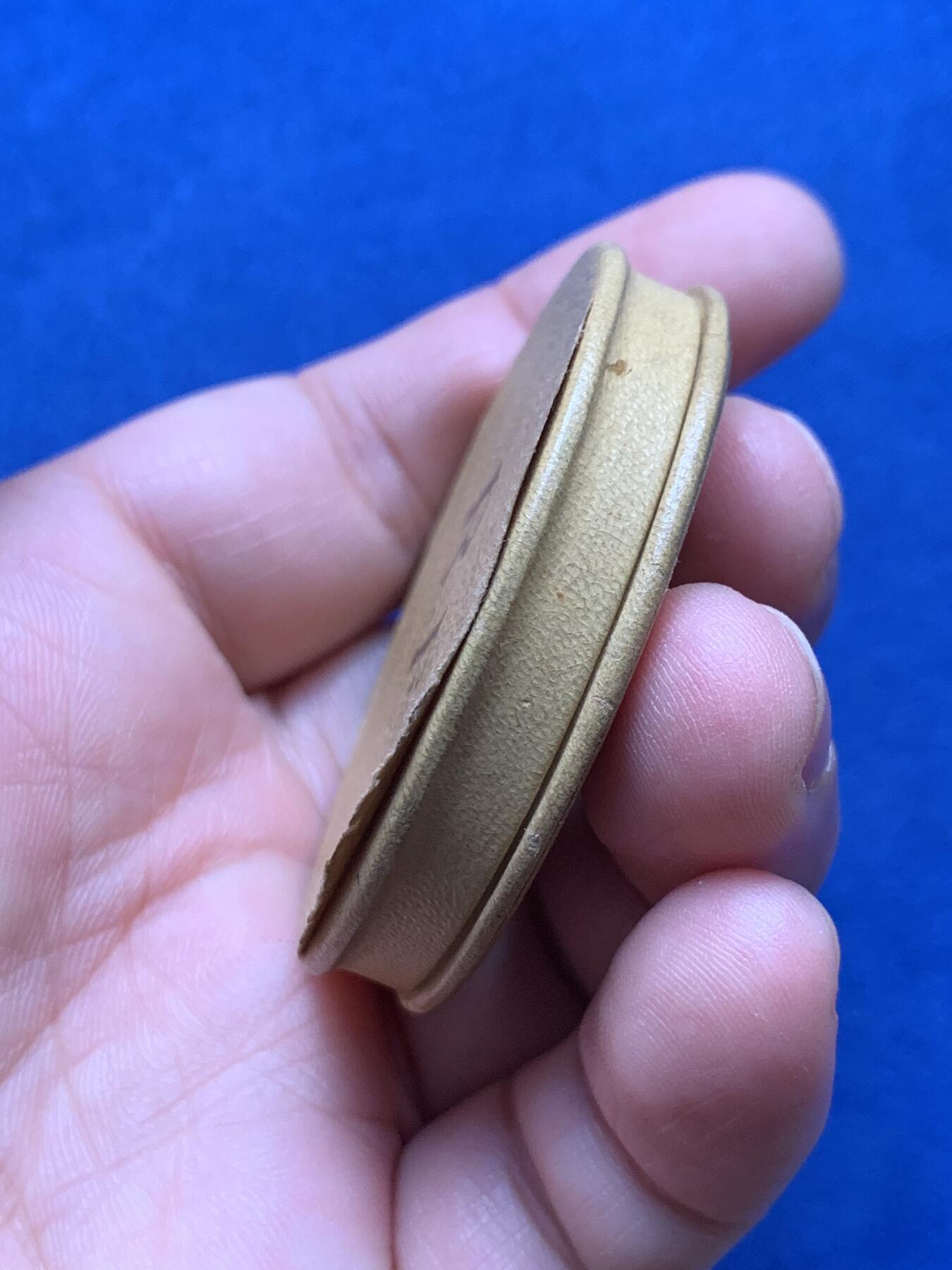 《竞宝斋》第440场 周日，周一，周二 3场连拍 （全场包邮） 美国一战老兵访问法国大铜章 原盒 直径44.2mm 重量39.45g