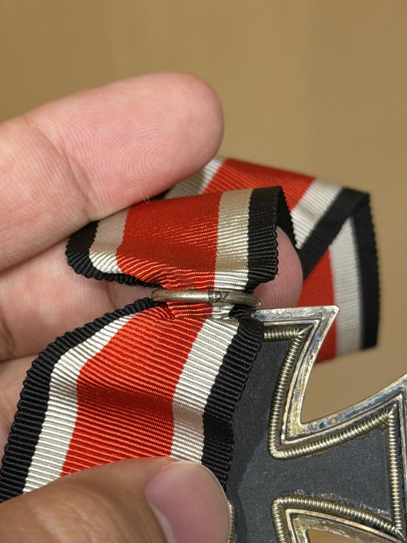 万国钱币拍卖第055期 1939年德国民族社会主义工人党WWⅡ二级铁十字勋章 保留勋带保存完好可佩戴状态（原图请私信后台）