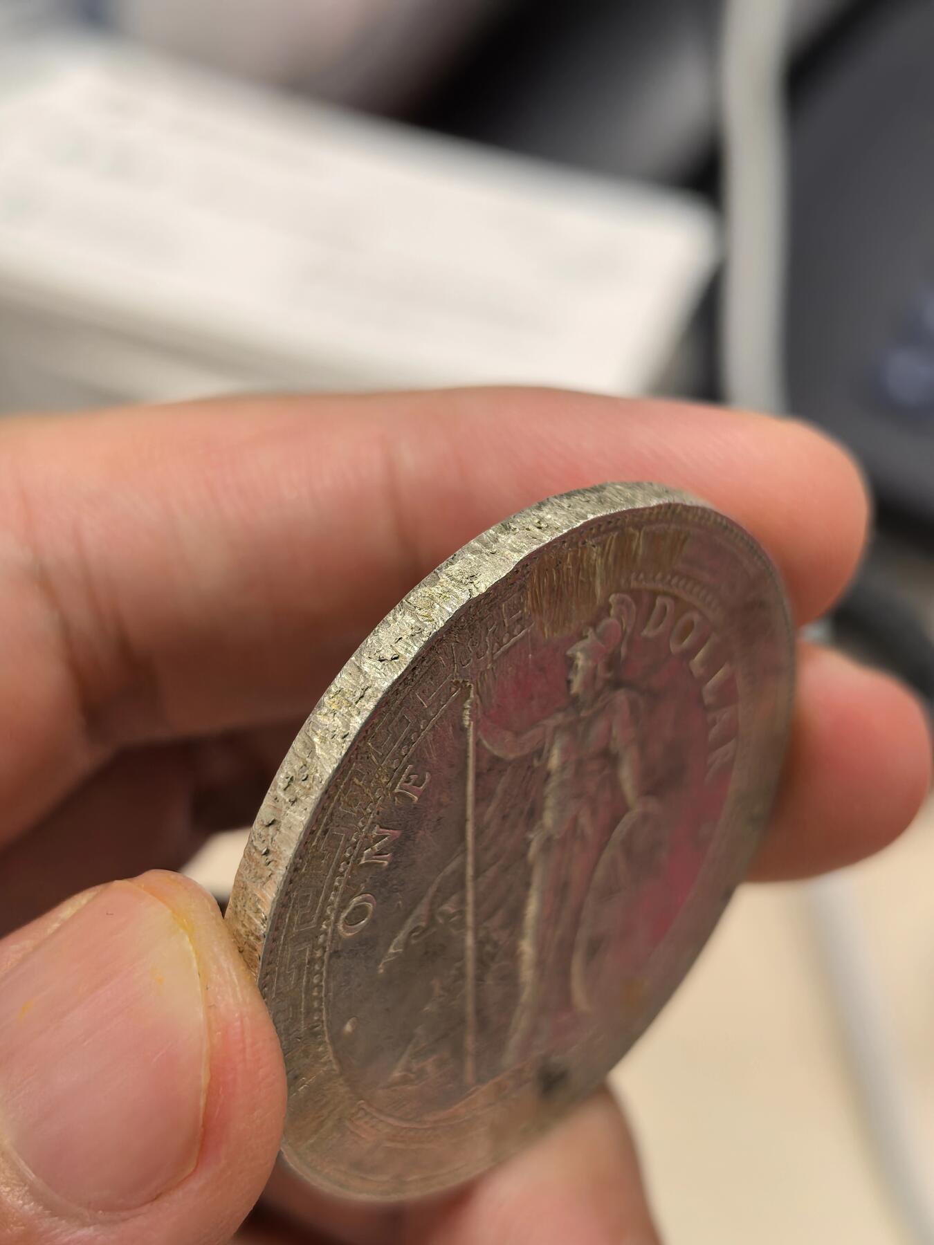 博洋堂世界钱币拍卖第147期（全场包邮） AU品站洋1902B一元 au底板 带黄油光 可惜整个齿边被打磨 物美价廉