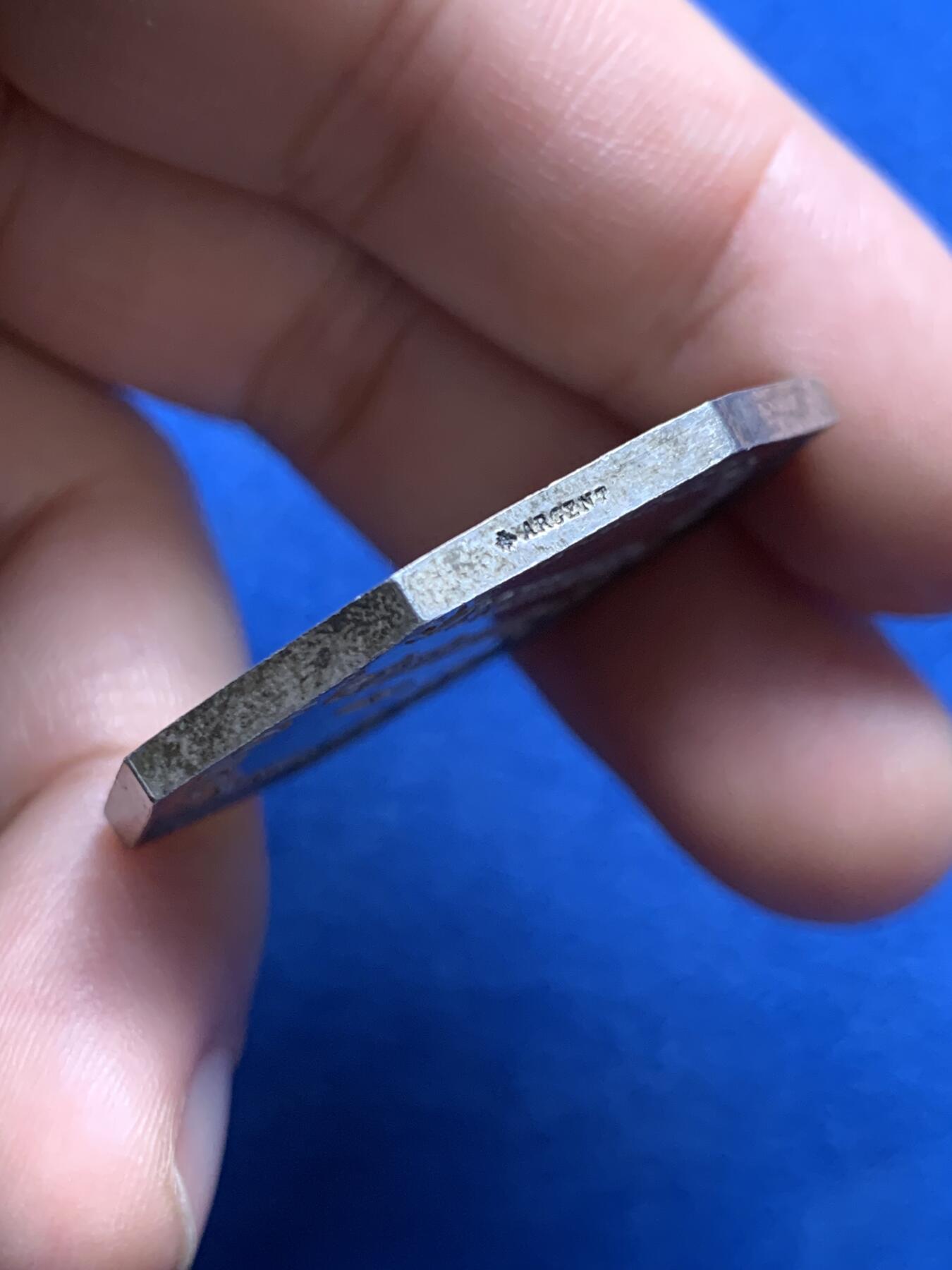 《竞宝斋》第440场 周日，周一，周二 3场连拍 （全场包邮） 法国八角银质代币，荷兰-巴黎银行，边道犀利，21.79g，36.2mm，蜜蜂边铭