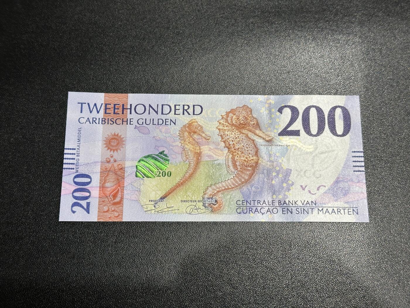 《外钞收藏家》第五百八十六期（品种丰富、精品多）（本平台长期征集拍品、欢迎藏友们联系合作）