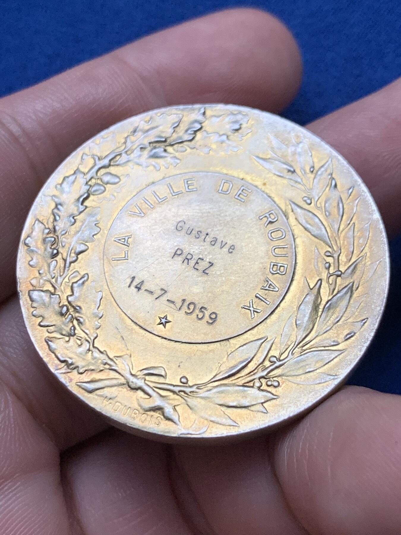 《竞宝斋》第440场 周日，周一，周二 3场连拍 （全场包邮） 法国鲁贝地区镀金银章，37g，41.1mm，丰饶角1argent边铭