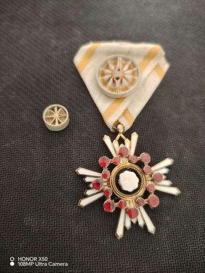 城南花开82场 - 四等瑞宝单章（勋板取下，背部有胶痕）