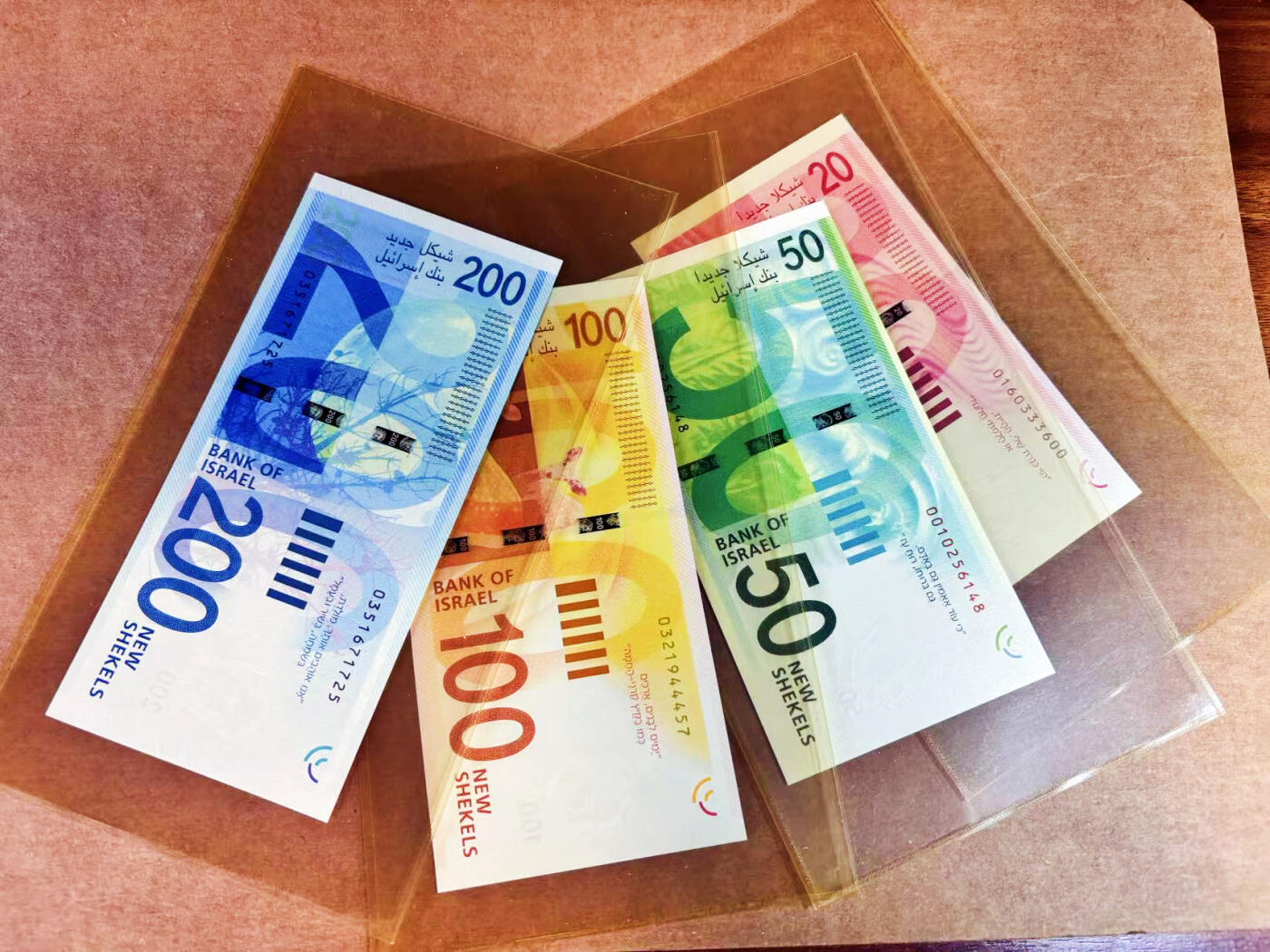 【Blue Auction】世界纸币精拍第752期——18级TOP拍卖/信誉/品质/专业/高效💫  【一组4张 含无47】以色列 20-200新谢克尔 全新UNC