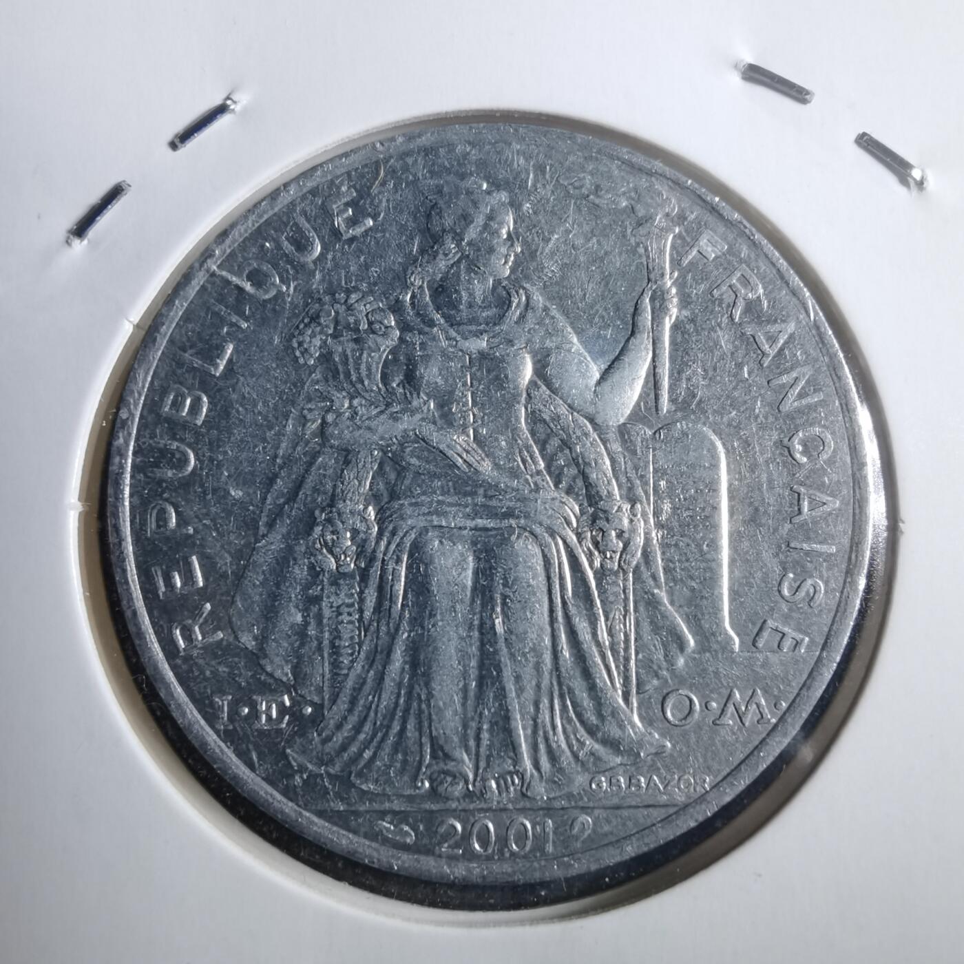 沼泽如烟--第907场 法属波利尼西亚2001年5法郎