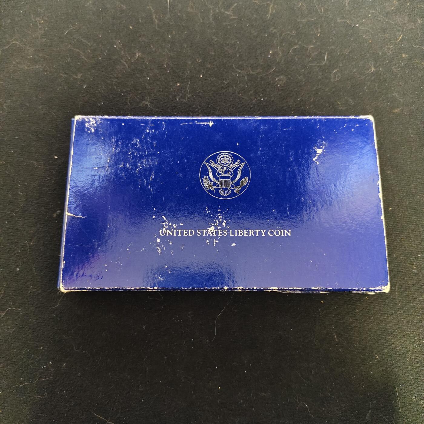 【全场包邮】纯粹捡漏拍479场（免费代拍第16场） 美国1986年自由女神像建立100周年精制纪念银镍2枚全套-盒证全