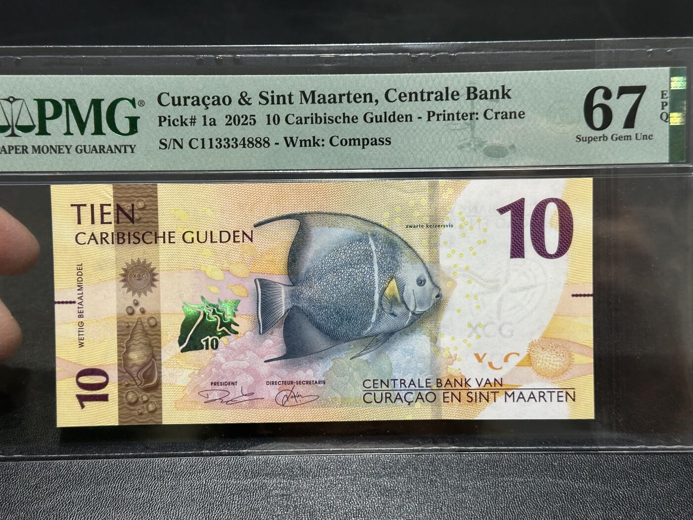 《外钞收藏家》第五百八十六期（品种丰富、精品多）（本平台长期征集拍品、欢迎藏友们联系合作）