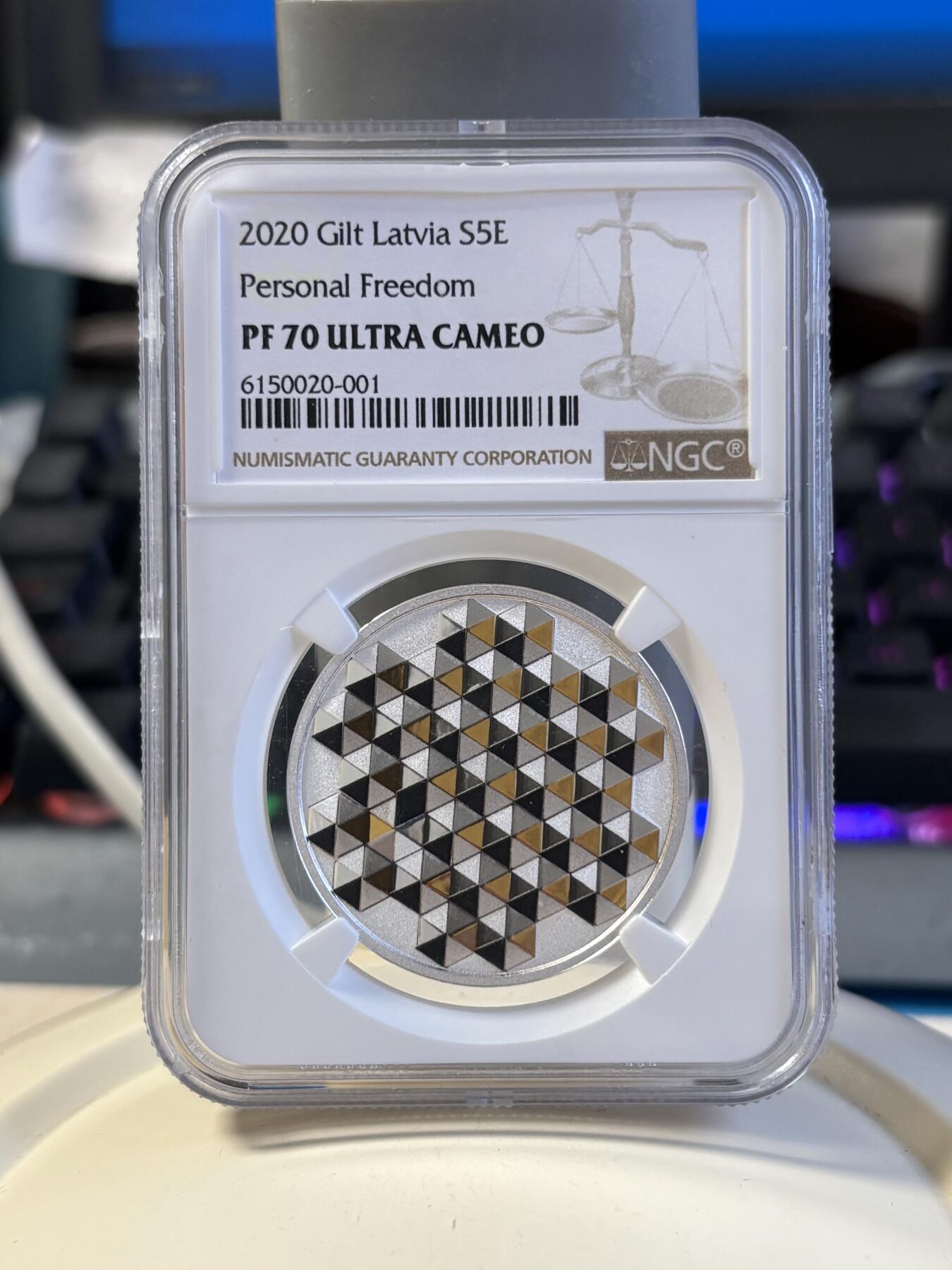 第182期拍卖 获奖拉脱维亚2020年个人自由精制彩银币NGC-PF70原盒证书，925银，22克，发行3500枚