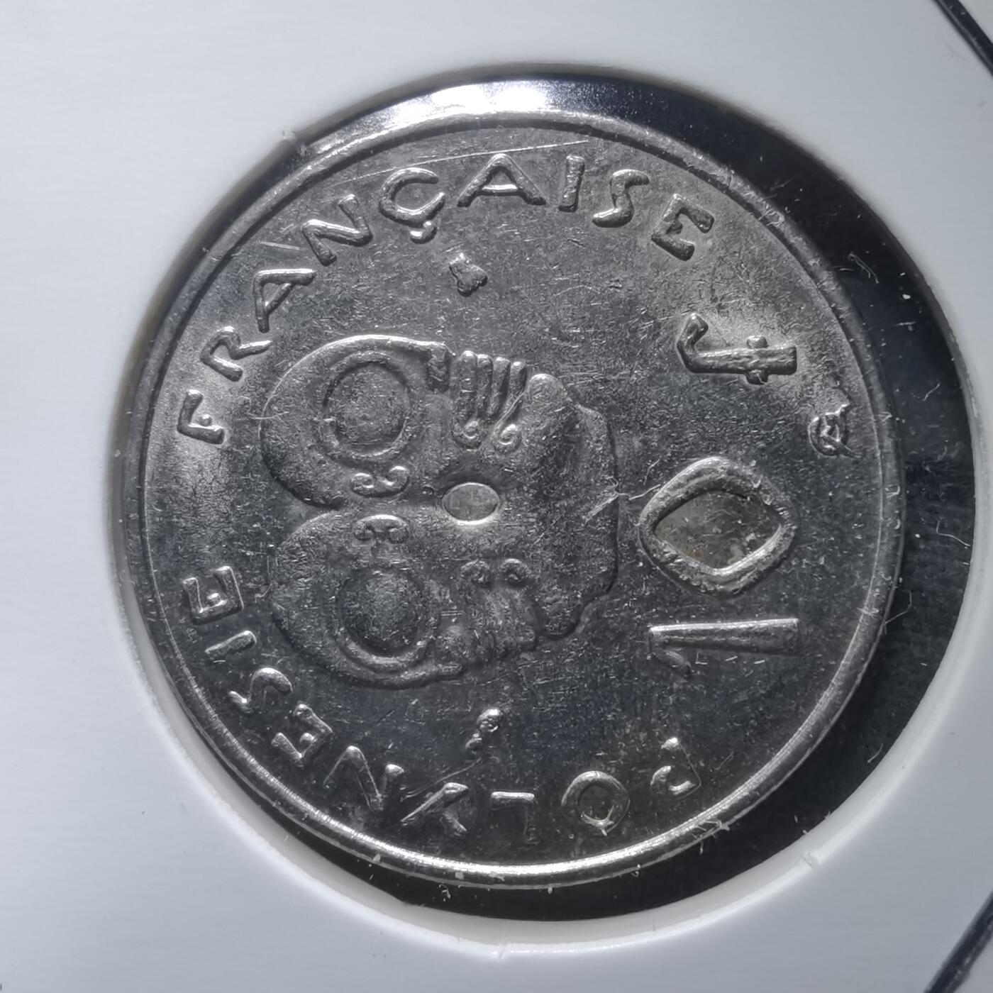 沼泽如烟--第907场 法属波利尼西亚2000年10法郎