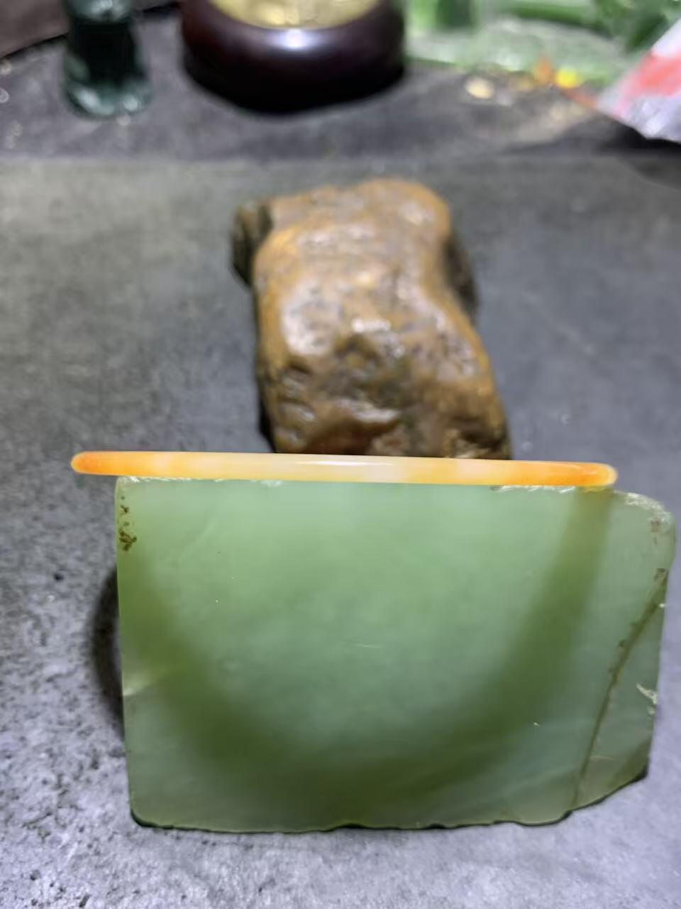 精美缠丝玛瑙条镯一只