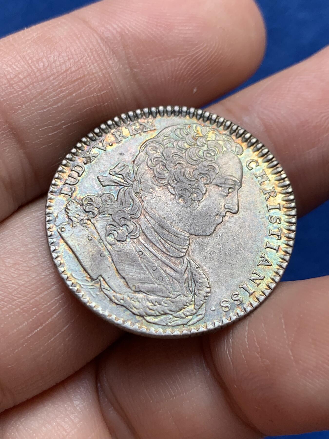 《竞宝斋》第440场 周日，周一，周二 3场连拍 （全场包邮） 法国路易十五头像巴黎拉维尔风景银章，28.1MM，6.19克，早期齿边