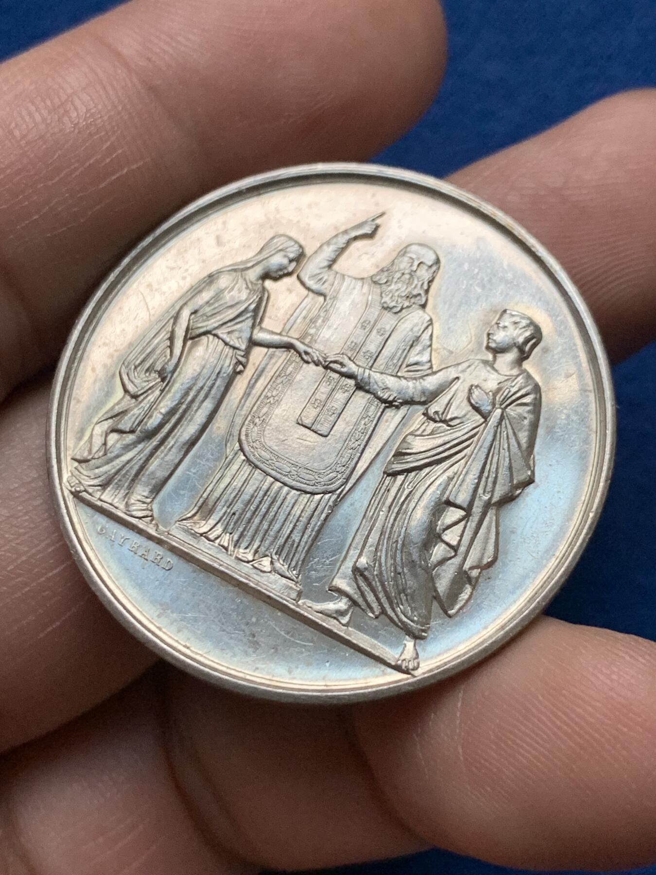 《竞宝斋》第440场 周日，周一，周二 3场连拍 （全场包邮） 法国婚姻与爱情纪念银章，22.04g，36.3mm，丰饶角边铭