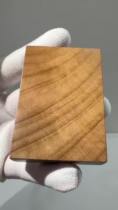 零元拍：L001金丝楠牌子，香喷喷的小金砖，金光闪闪，4.8/7/1.4 CM