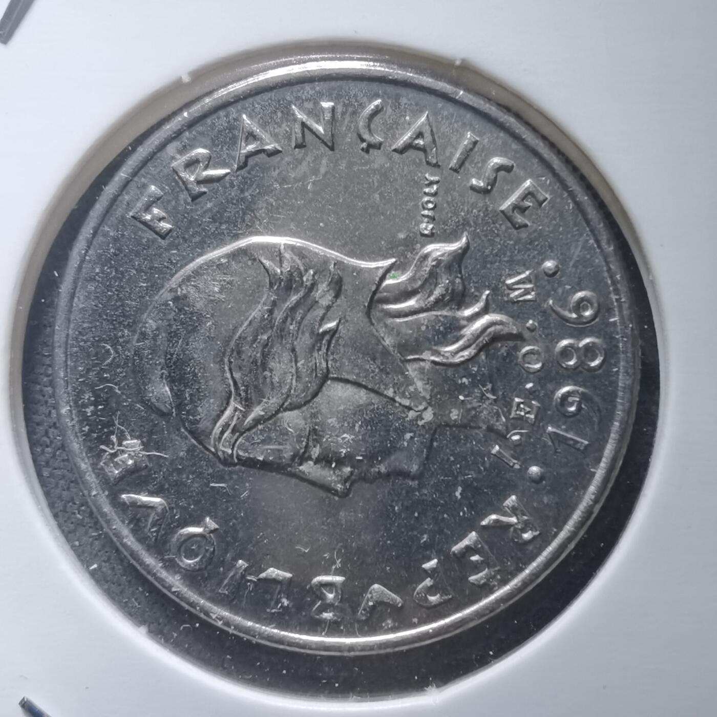 沼泽如烟--第907场 法属波利尼西亚1986年10法郎