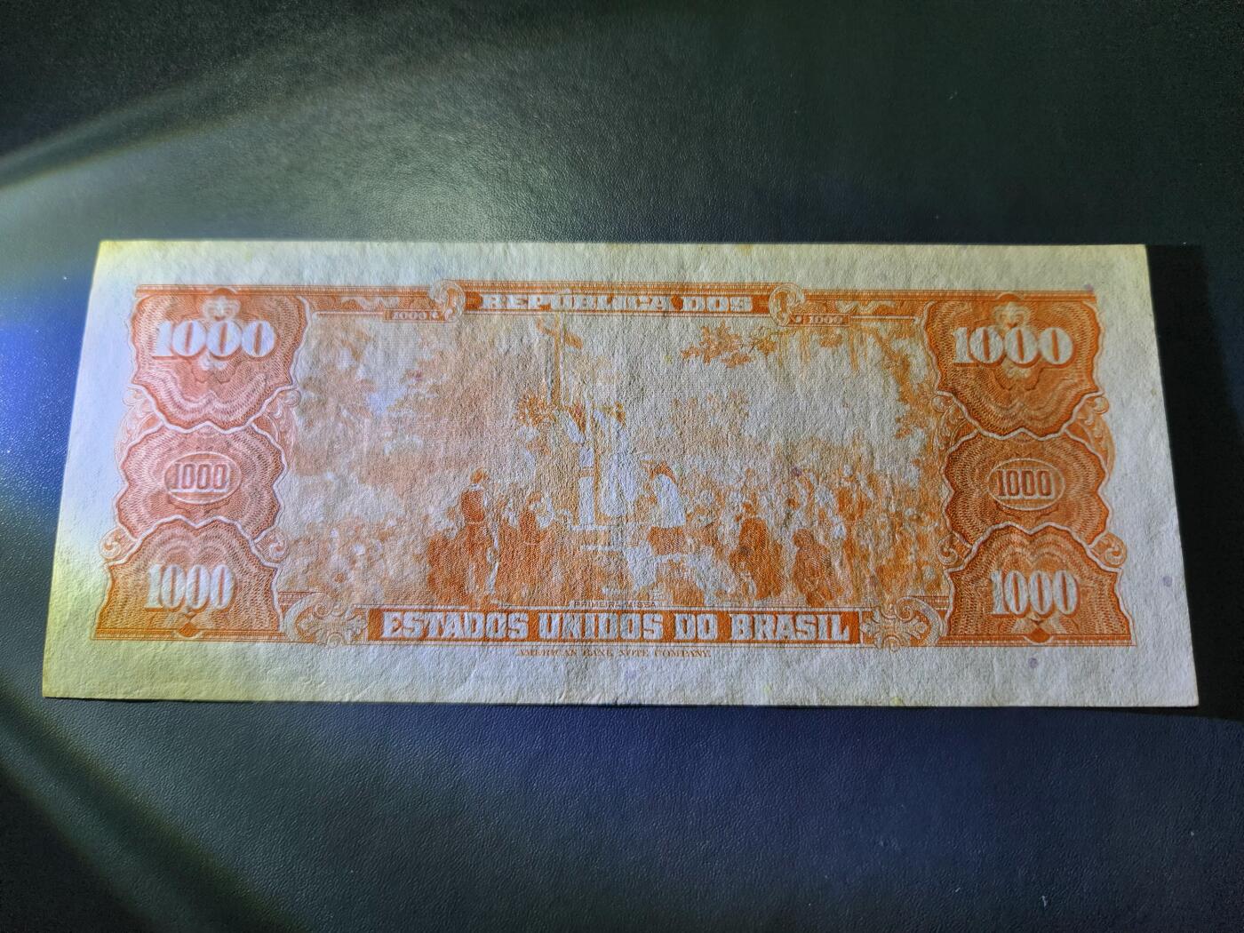 11月21号晚上8点 外国纸币自动截拍第61场 巴西1963年1000克鲁塞罗 蓝色 签名12 极美品