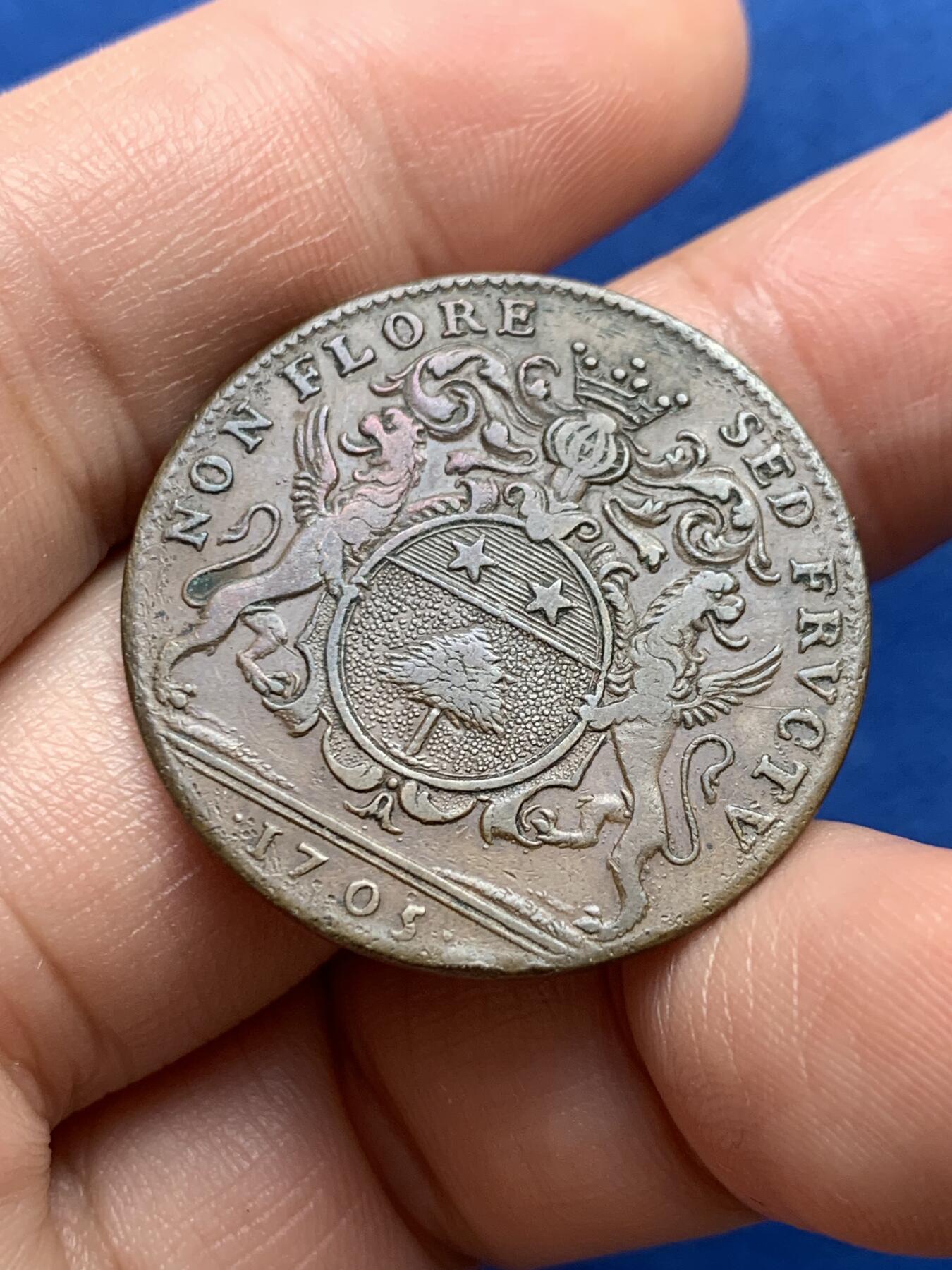 《竞宝斋》第440场 周日，周一，周二 3场连拍 （全场包邮） 法国第戎市长朱利安·克洛潘家族徽章铜质代币，8.91g，30.7mm