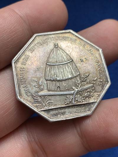 《竞宝斋》第440场 周日，周一，周二 3场连拍 （全场包邮） - 法国八角银质代币，砌筑承包商工会，13.63g，32.8mm，丰饶角边铭